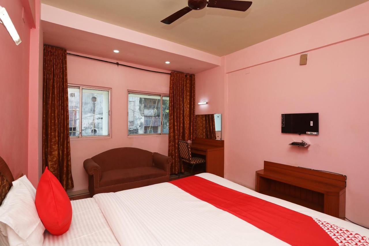 Hotel Keshari ブバネーシュワル エクステリア 写真